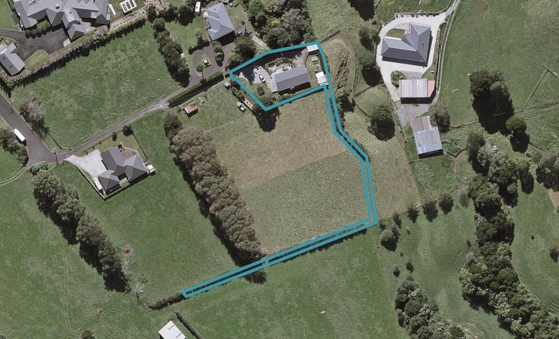 109 QUEENS RD, Glen Avon, New Plymouth - Carousel 1
