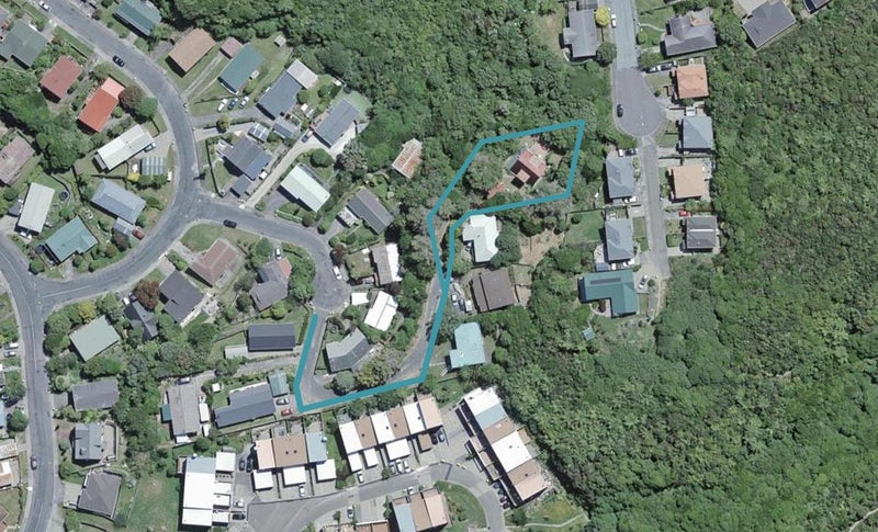 10 Emily Way, Karori, Wellington - Carousel 1