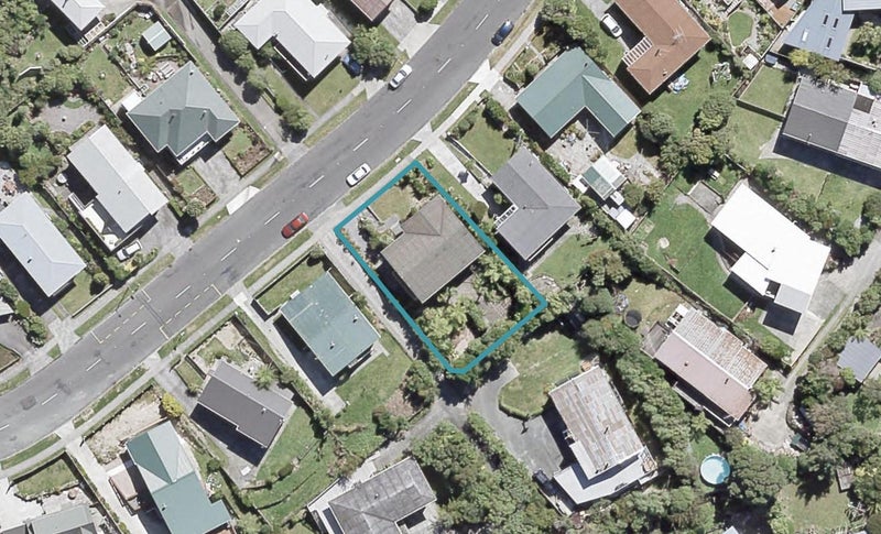 15 Oakleigh Street, Maungaraki, Lower Hutt - Carousel 1