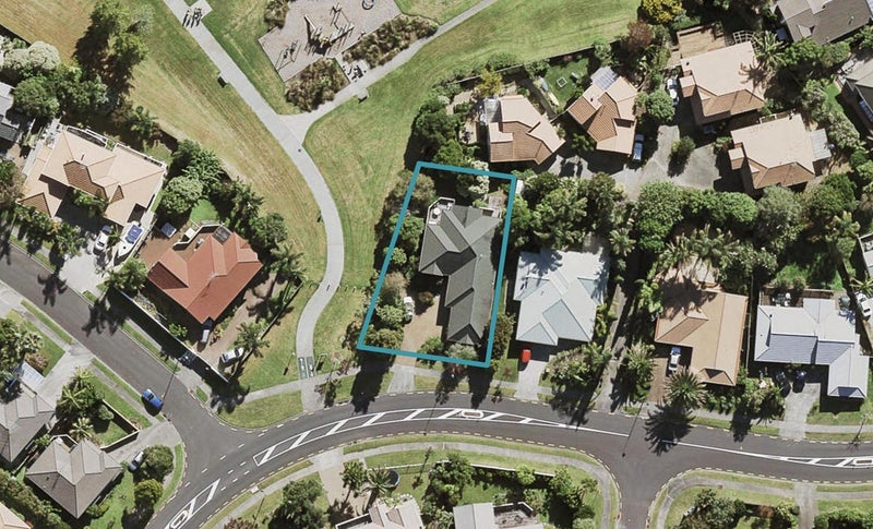 25 Goldfinch Rise, Unsworth Heights, Auckland - Carousel 1