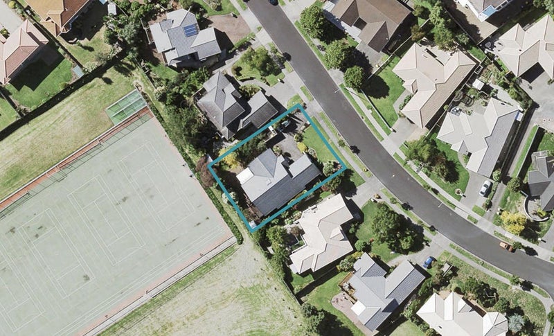 7 Woodgers Way, Somerville, Auckland - Carousel 1