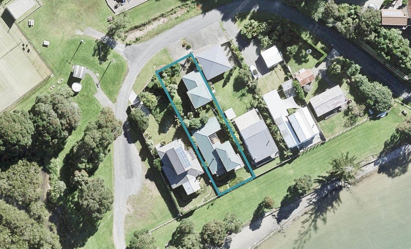 4 Baddeleys Beach Road, Tāwharanui Peninsula, Matakana - Carousel 1