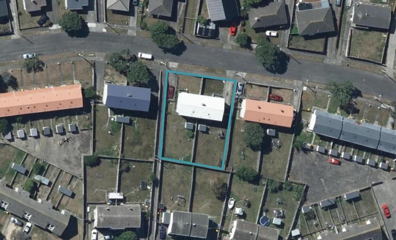 47 Owhiti Street, Titahi Bay, Porirua - Carousel 1