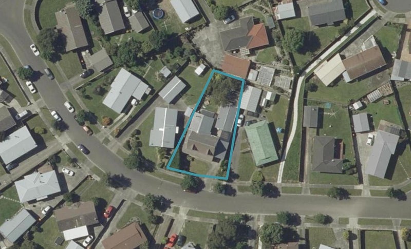9 Cumberland Place, Kelvin Grove, Palmerston North - Carousel 1