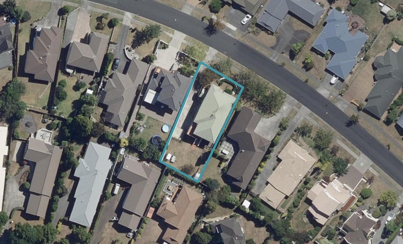 27 Western Heights Drive, Western Heights, Hamilton - Carousel 1