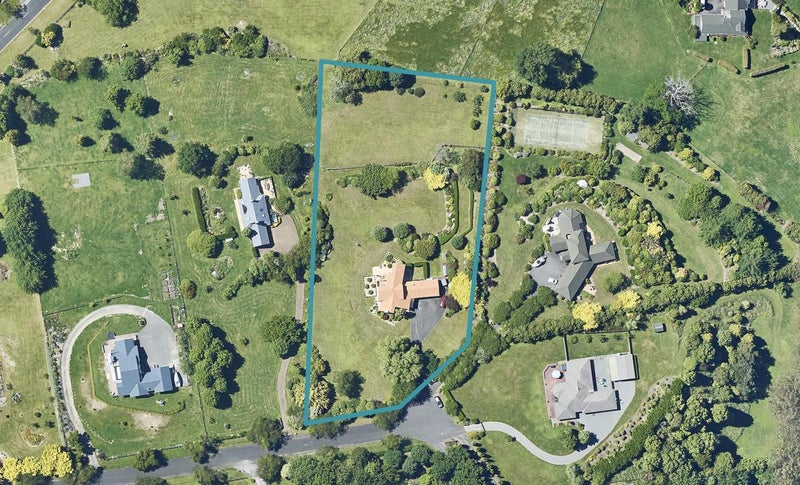 25 Essendon Place, TIKITERE, Rotorua - Carousel 1