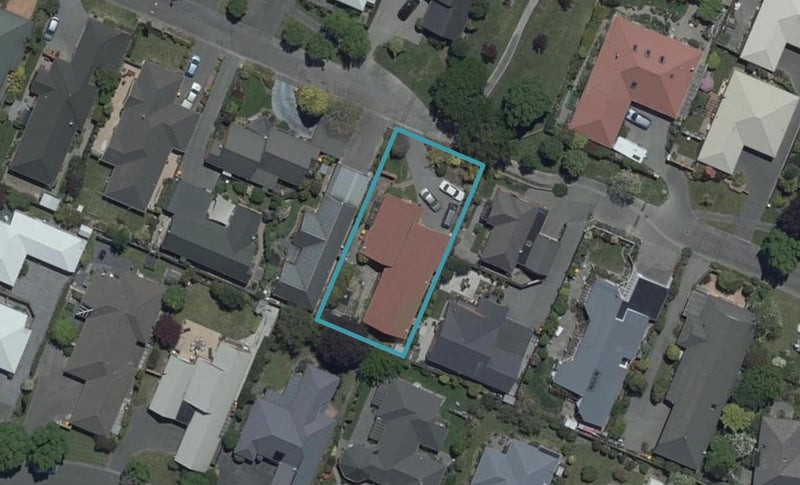 32 Inglewood Place, Avonhead, Christchurch - Carousel 1