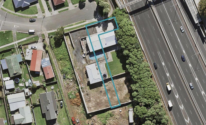2 Pangu Way, Mangere, Auckland - Carousel 1