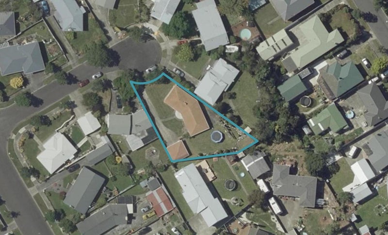7 Mahia Place, Kelvin Grove, Palmerston North - Carousel 1