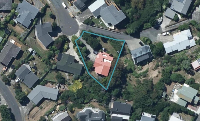 12 Doon Grove, Papakowhai, Porirua - Carousel 1