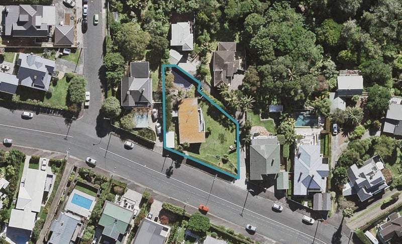 71 Hinemoa Street, Birkenhead, Auckland - Carousel 1