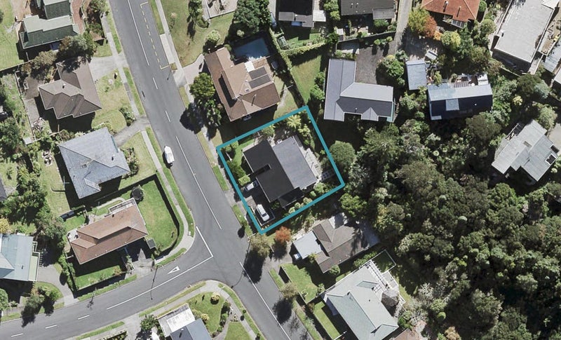 108 Chelsea View Drive, Chatswood, Auckland - Carousel 1