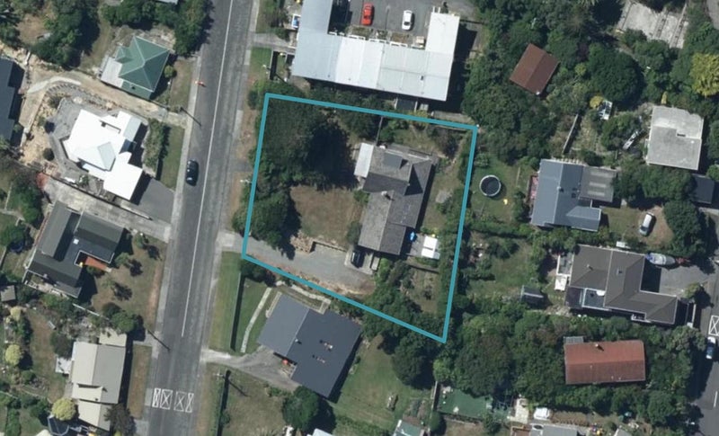 10 Thornley Street, Titahi Bay, Porirua - Carousel 1