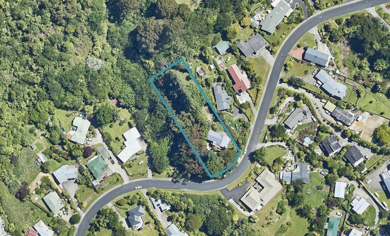 16 Russell Crescent, Western Heights, Rotorua - Carousel 1