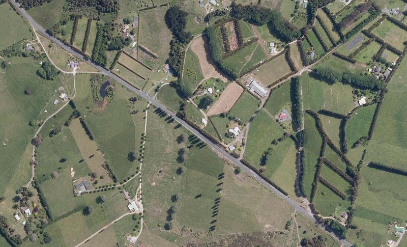 7046A State Highway 1, Pakaraka, Kaikohe - Carousel 1
