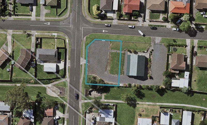 1 Caserta Place, Clover Park, Auckland - Carousel 1