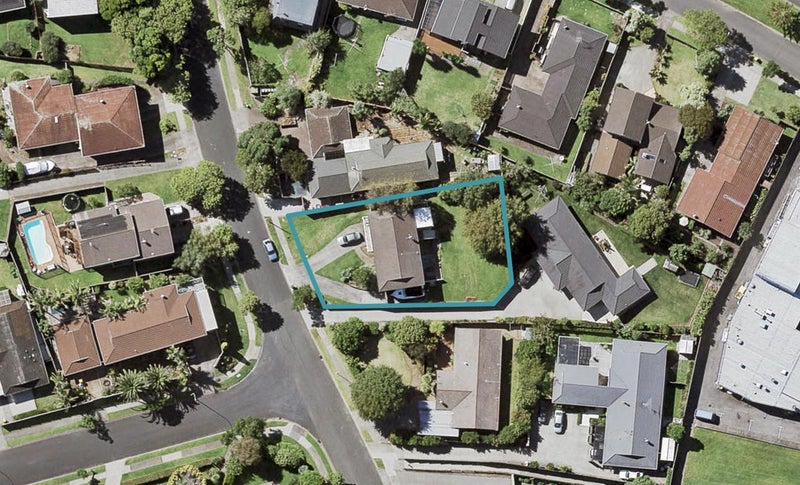 6 Sarah Place, Farm Cove, Auckland - Carousel 1