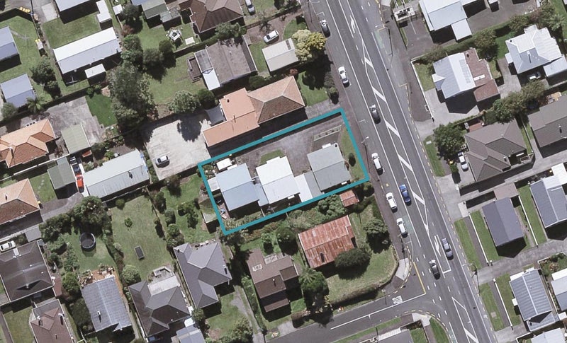 3/214 Coronation Avenue, Welbourn, New Plymouth - Carousel 1