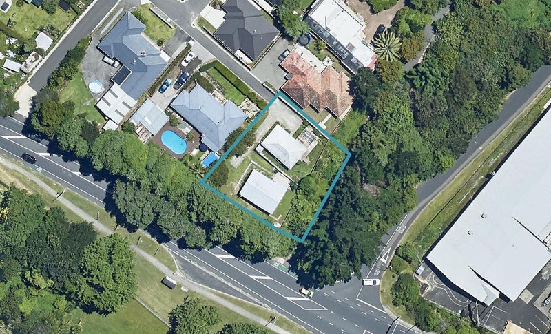 75B Waihi Road, Judea, Tauranga - Carousel 1