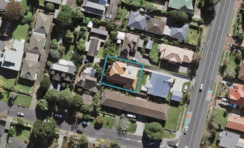33A Pah Road, Epsom, Auckland - Carousel 1