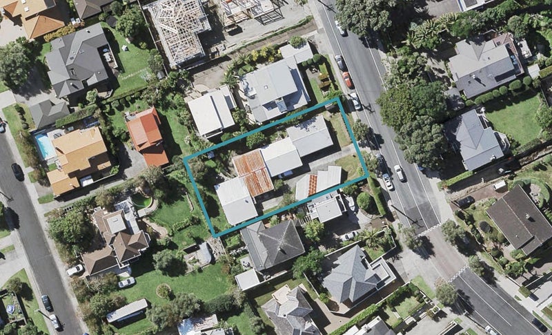 4/17 Seacliffe Avenue, Belmont, Auckland - Carousel 1