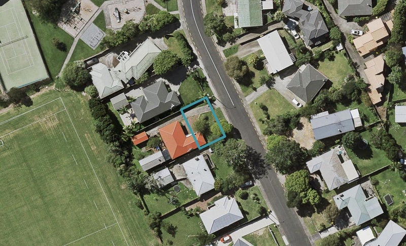 55A Bond Crescent, Forrest Hill, Auckland - Carousel 1
