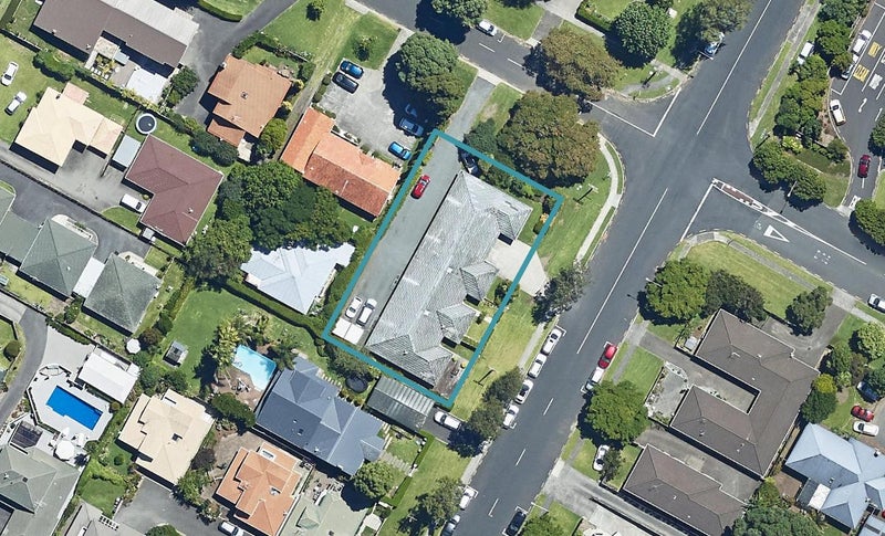 55C Edgecumbe Road, Tauranga, Tauranga - Carousel 1
