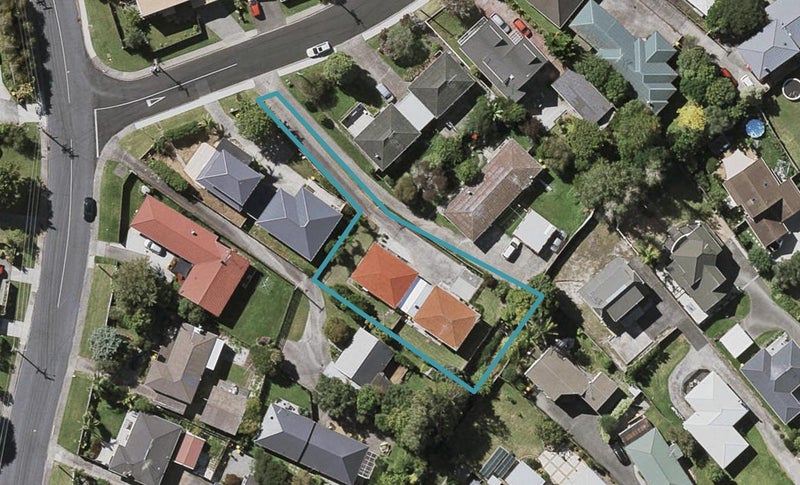 1/3 Merriefield Avenue, Forrest Hill, Auckland - Carousel 1