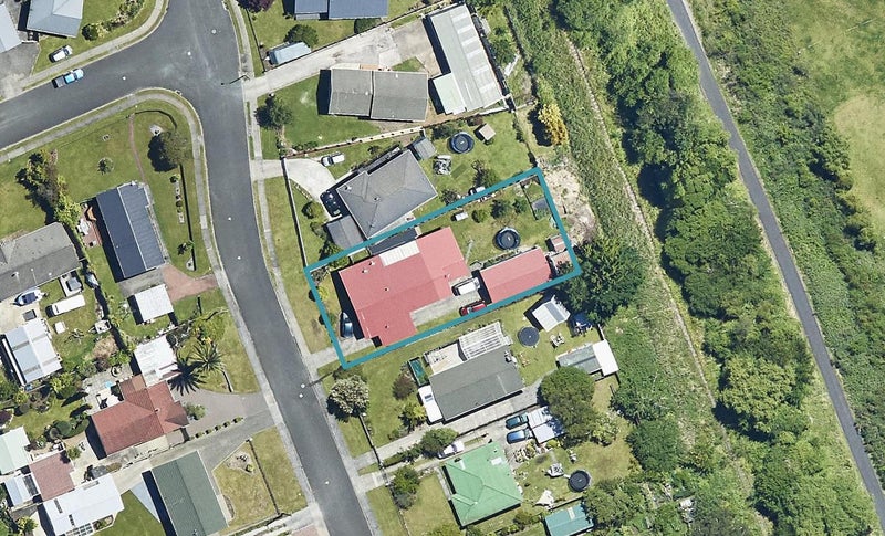 62 Barnard Road, Fairy Springs, Rotorua - Carousel 1