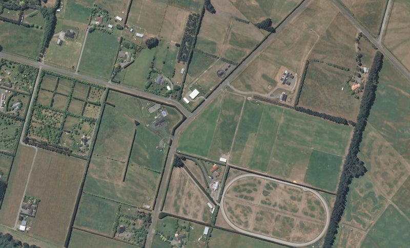 140 Neave Road, Christchurch - Carousel 1