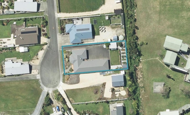 13 Mcdonald Place, Collingwood - Carousel 1