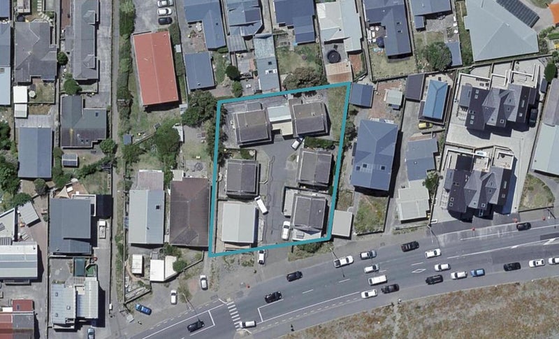 16 Lyall Parade, Lyall Bay, Wellington - Carousel 1