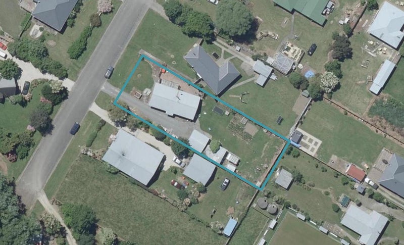 6 Achray Street, Waiau, Waiau - Carousel 1