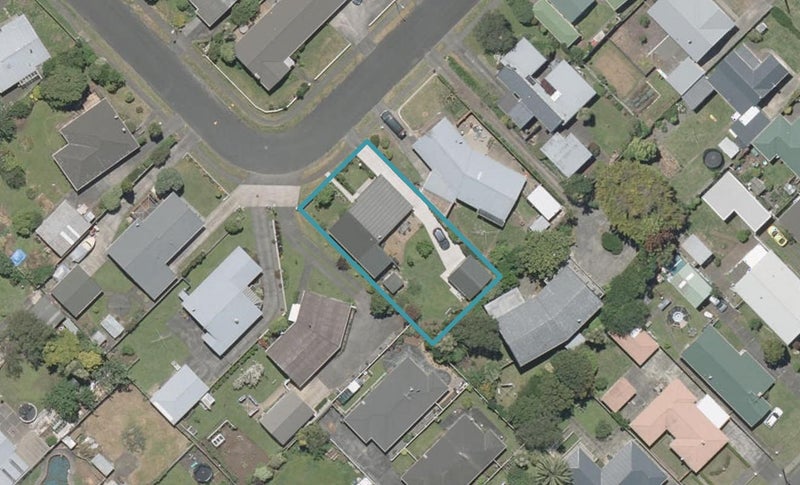 9 Exeter Crescent, Springvale, Whanganui - Carousel 1