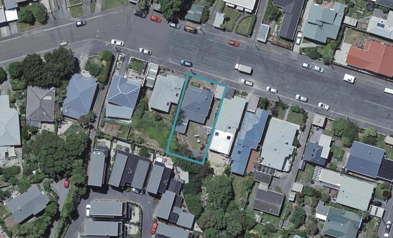 15 Ribble Street, Island Bay, Wellington - Carousel 1