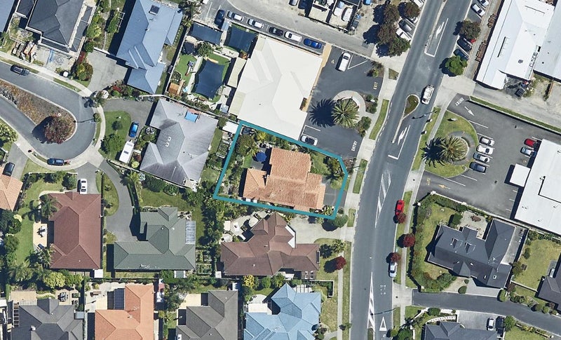 14 Palm Springs Boulevard, Papamoa Beach, Papamoa - Carousel 1