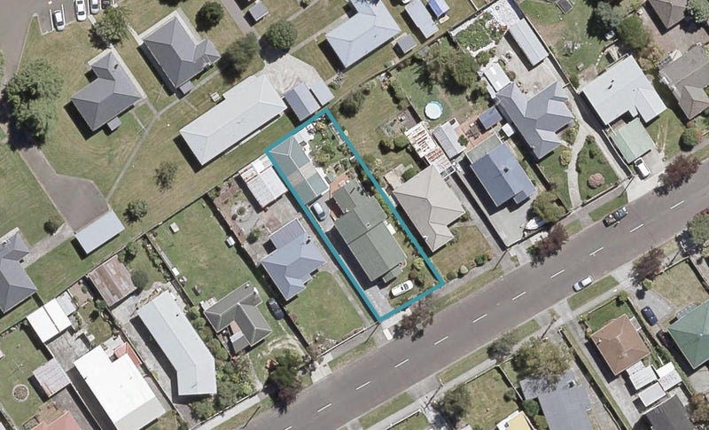 80 Miro Street, Trentham, Upper Hutt - Carousel 1
