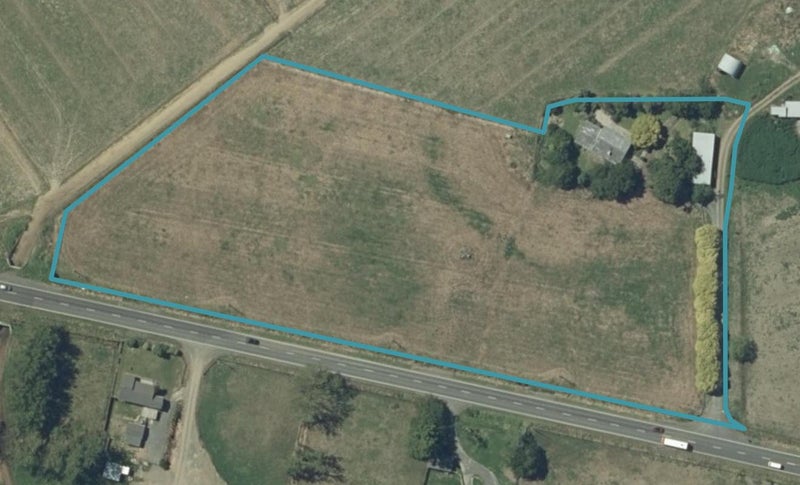 1633 State Highway 25, Thames - Carousel 1