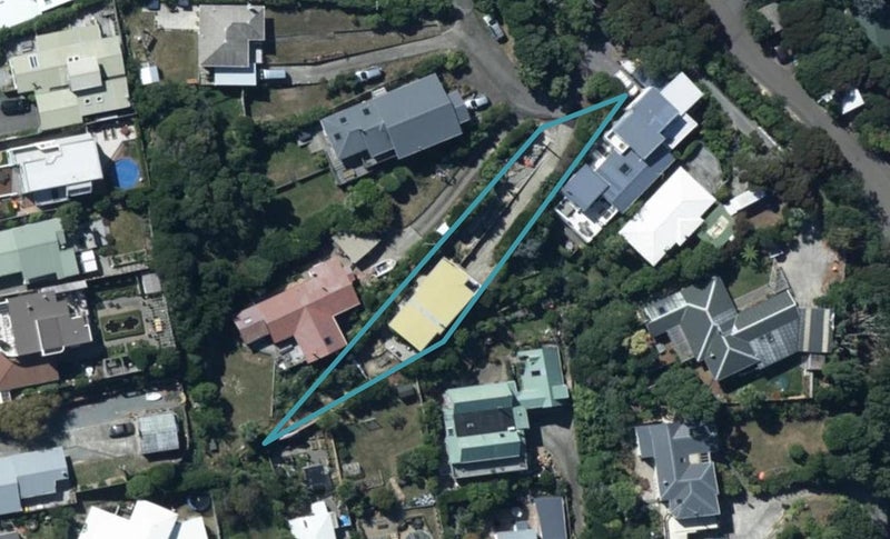 47 Gordon Road, Plimmerton, Porirua - Carousel 1