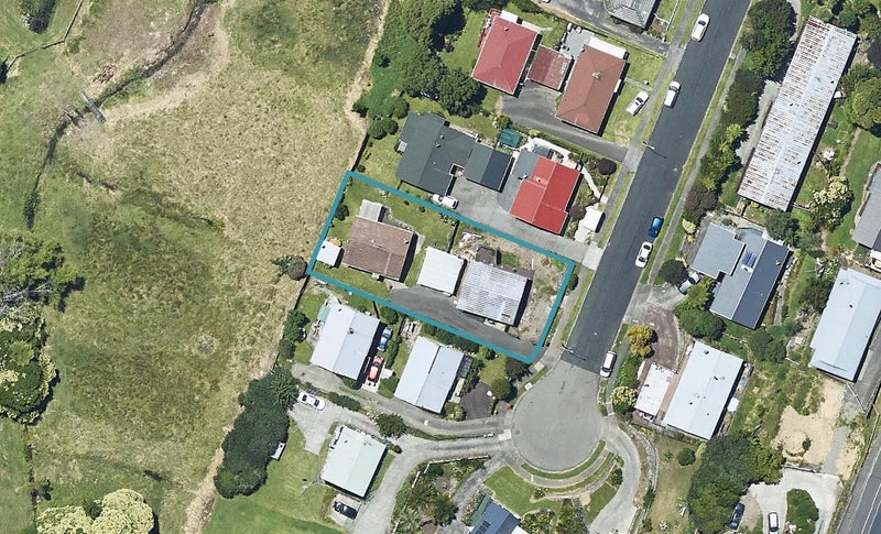 28B Burns Street, Gate Pa, Tauranga - Carousel 1
