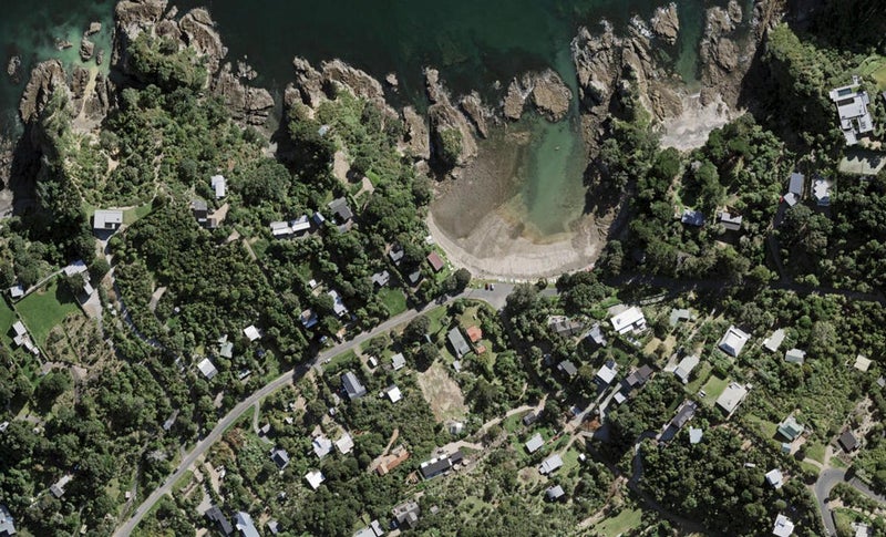 85 Great Barrier Road, Oneroa, Waiheke Island - Carousel 1