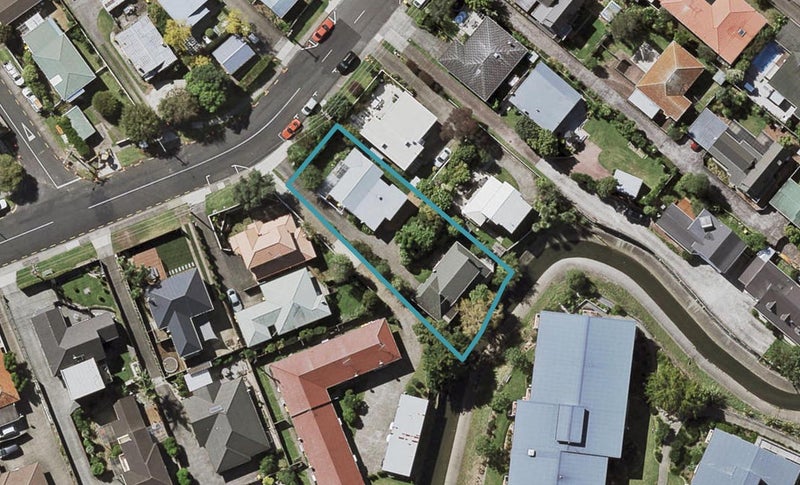 1/40 Nile Road, Milford, Auckland - Carousel 1