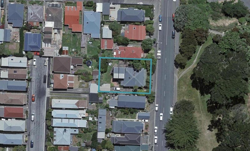 82 Russell Terrace, Berhampore, Wellington - Carousel 1