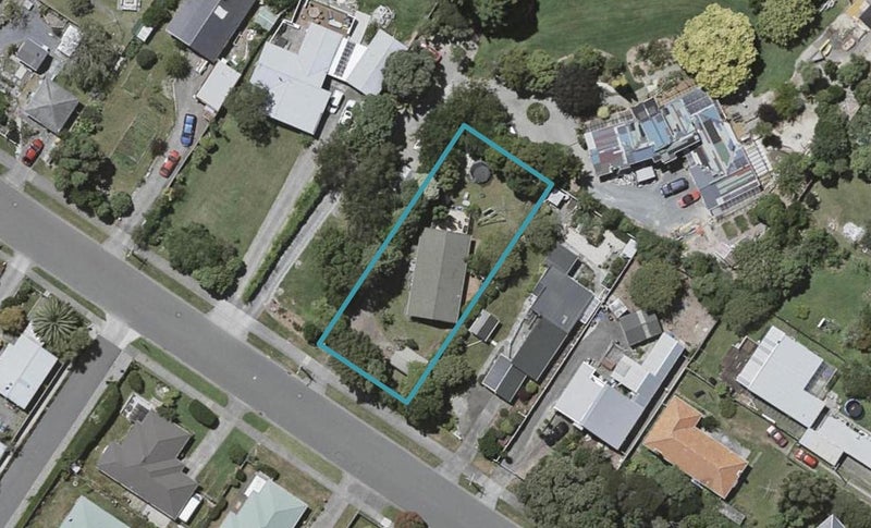 17 Tararua Street, Paraparaumu - Carousel 1