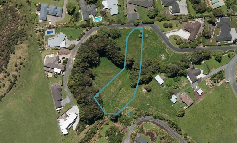 15 Angus Lane, Kamo, Whangarei - Carousel 1