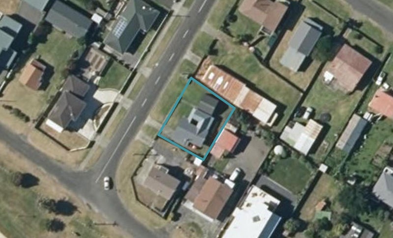 32 Linklater Avenue, Foxton Beach, Foxton - Carousel 1