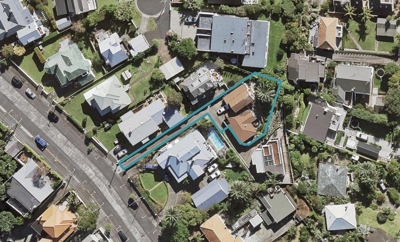 99 Queen Street, Northcote Point, Auckland - Carousel 1