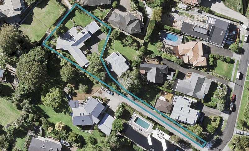 52 Parkhill Road, Mellons Bay, Auckland - Carousel 1