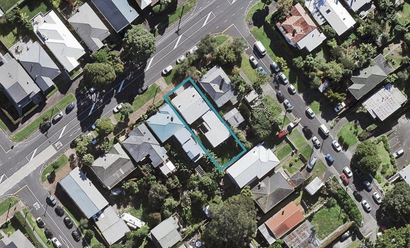 1/64 Williamson Avenue, Grey Lynn, Auckland - Carousel 1