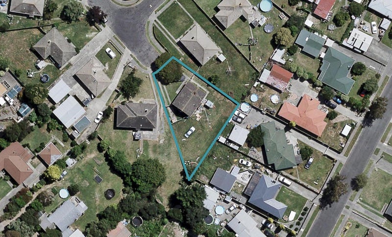 8 Bisson Place, Maraenui, Napier - Carousel 1